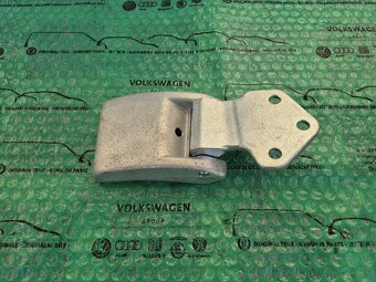 levý horní pant zadních křídlových dveří VW Transporter T5 , - 7