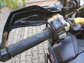 Honda CRF 1000 L Africa Twin ABS - DCT - SUPER STAV + VÝBAVA - 7