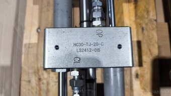 Pozicionér s bočním posuvem 3.5t - 7