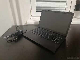 HP 15 - Ryzen 5 2500U, Vega 8 - 7