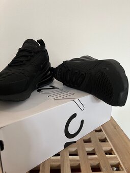 Prodám tenisky NIKE černé - 7