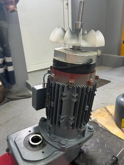 Elektro Motor NORD - 7