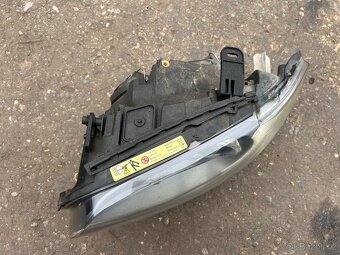 BMW E81/E87 levé xenon světlo 7170291 - 7