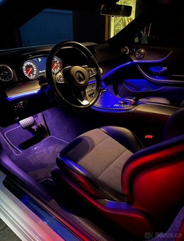 Mercedes Benz E Coupe - 7