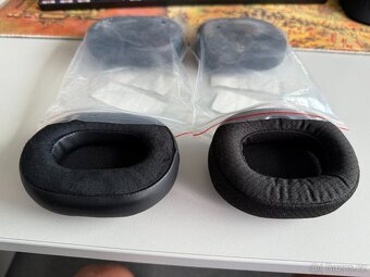 Bezdrátová sluchátka Sony Noise Cancelling WH-1000 XM5 černá - 7