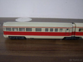 MÄRKLIN ST 800 rychlíkový vlak třívozový červenobéžový origi - 7