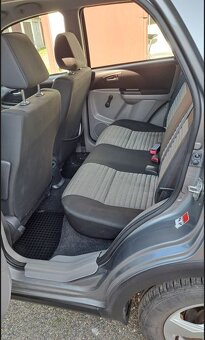 Prodám Suzuki SX4 4x4, benzín 1,6, 88kW, výbava navíc - 7