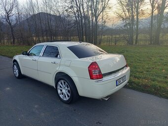 CHRYSLER 300C 5.7HEMI AWD VÝMĚNA MOŽNÁ - 7
