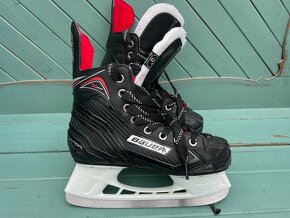 Brusle Bauer Vapor X300 - 7