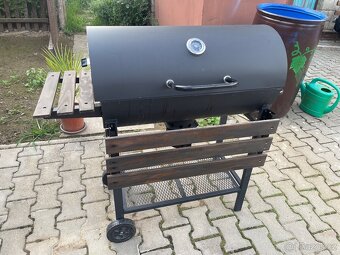Velký grill/udírna Heckermann včetně příslušenství - 7
