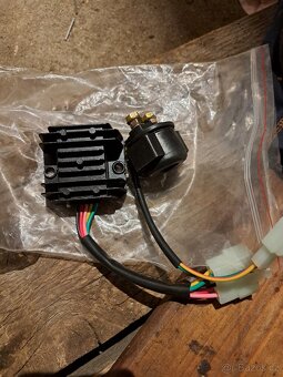 Nove dily na motor GY6 157QM - 7