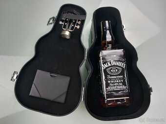 Jack Daniel's Kytara - 7