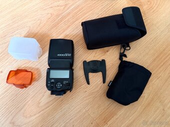 Canon EOS 250D+ blesk + stativ + brašna - 7