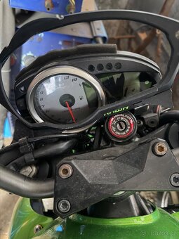Kawsaki Z750 - 7