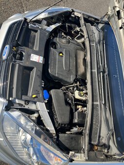 Ford S-MAX - 7