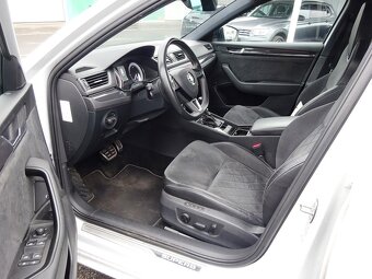SUPERB COMBI III Sport Line 2,0 TSI 206kW DSG 4x4- 92.000 km - 7