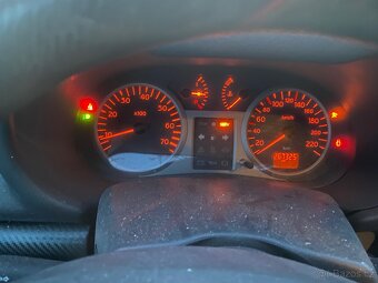 Renault clio - 7