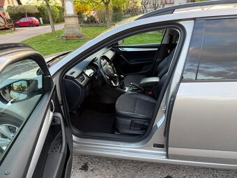 Octavia combi 3 1.4 tsi 103 kw elegance krásný stav - 7
