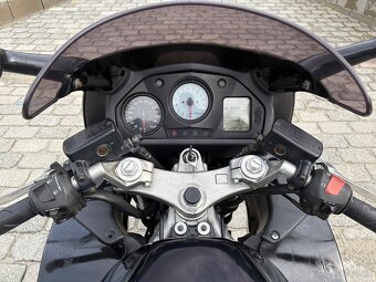 Honda VFR 800 Fi - 7