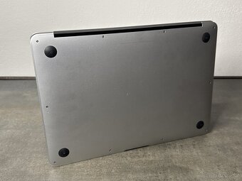 MacBook Air 13" 2017 128GB SSD / i5 / 8GB - DPH - 7