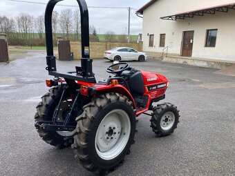Malotraktor Yanmar - 7