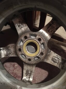 Alu disky r15 5x112 Škoda Octavia 2 - 7