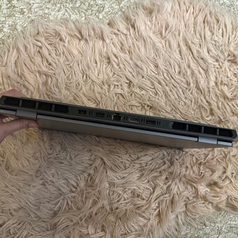 Notebook Lenovo LOQ 15IAX9 i5 - 7