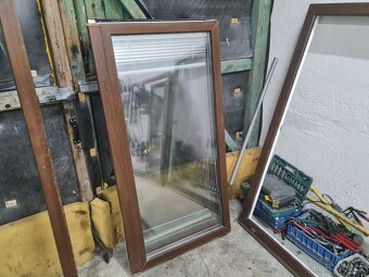 Okna plastová zlatý dub - 7