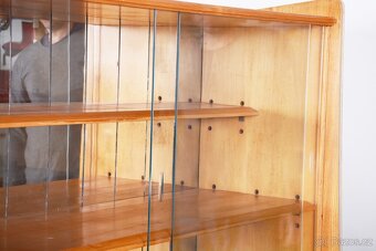 Knihovna - vitrína se zrcadlem č. 2149 - 7