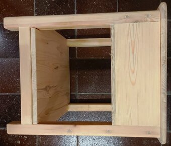 Stolička s úložným prostorem.. - 7