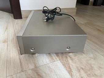 CD přehrávač Denon DCD-590 včetně DO - 7