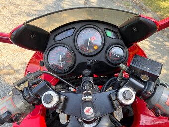 Honda CBR 500 F - 7