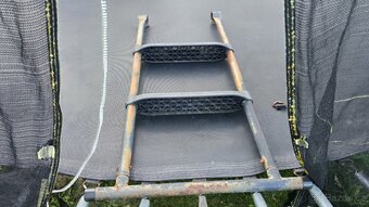 Trampolína zdarma za odvoz – Pardubice, Svítkov - 7