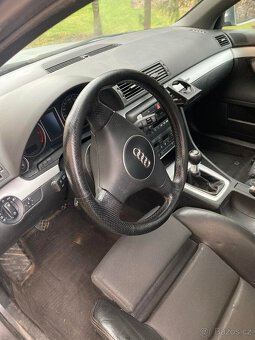 Audi A4 B6 3.0 avant quattro manuál - 7