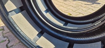 275/40r22 Pirelli PZero - letní 2ks 275/40/22 - 7