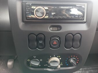 Prodám Dacia Duster 1.6 benzín 77kw. AWD - 7