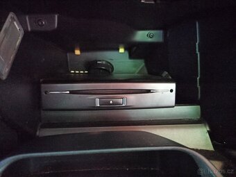 Peugeot 208 - 7