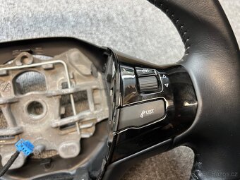 Volant Peugeot 308 T9 - 7