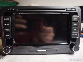 Škoda Columbus RNS510 3T0035686D LED DAB aktualizované - 7