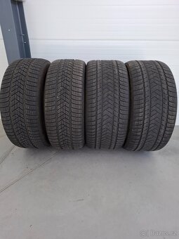 275/40 R22 + 315/35 R22 zimní sada - 7