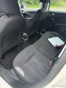 Prodam Peugeot 208 2013 najeto 60t km 1.0 benzin - 7