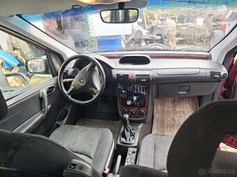 Mercedes benz vaneo - 7