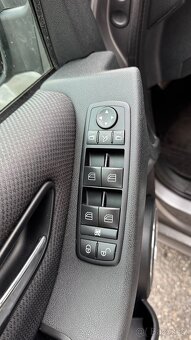 Mercedes-Benz B-200 2009r - 7