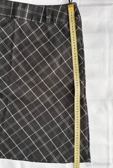 Sukně károvaná černá s podšívkou - 7