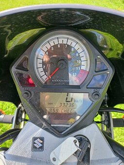 Suzuki SV 650 N - 7