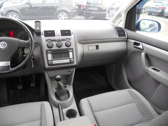 Volkswagen Touran 2.0 TDi 103Kw - 7