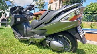 Suzuki Burgman AN 400 - 7