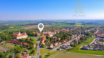 Prodej domu nám. T.G. Masaryka 779 m², pozemek 1465 m², Smeč - 7