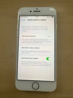 Apple Iphone 8 - 64GB TOP STAV - 7