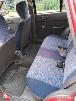 Suzuki swift 1,0 - 7